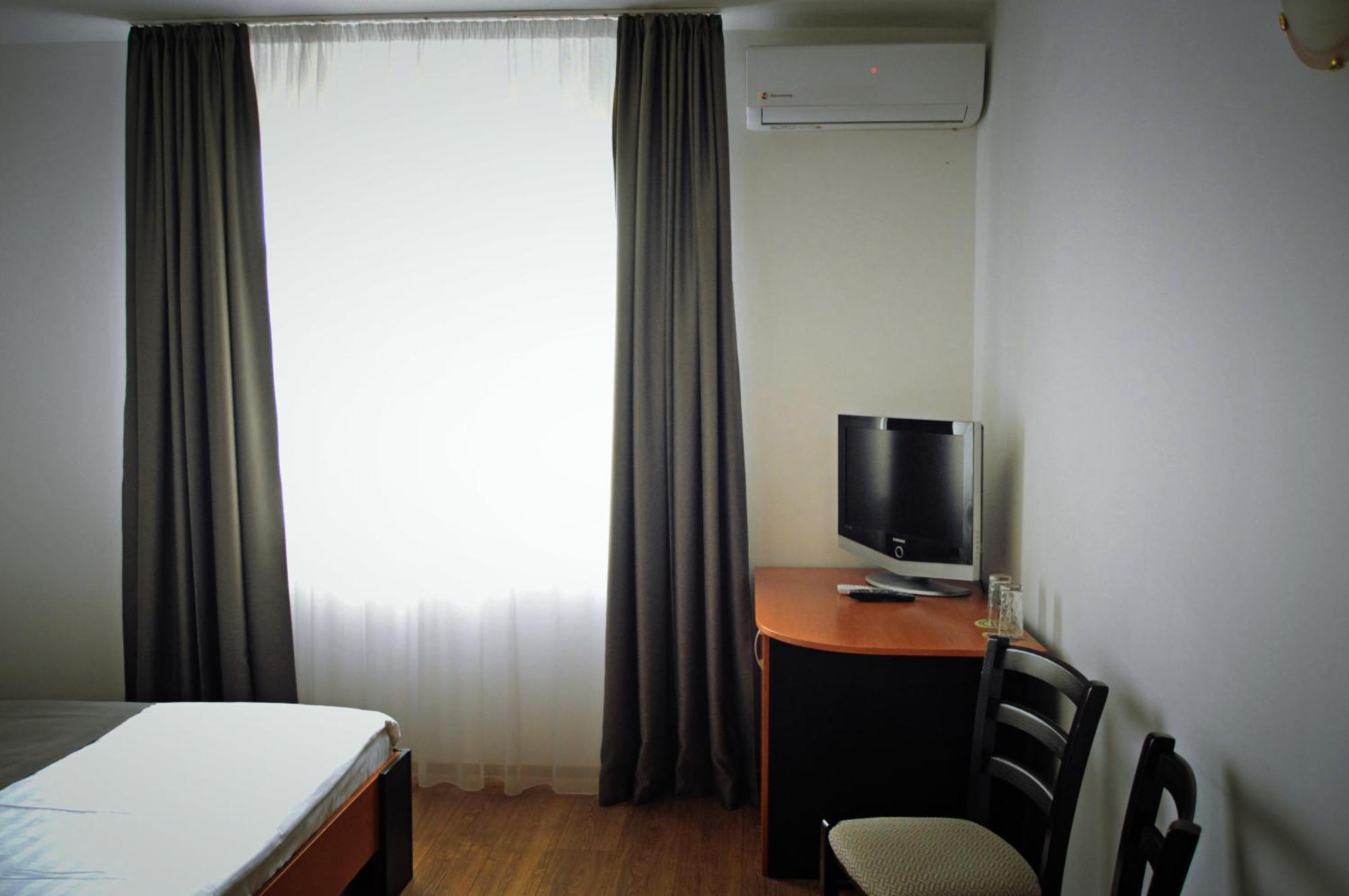Pension Delia Gardens Timisoara Exterior foto