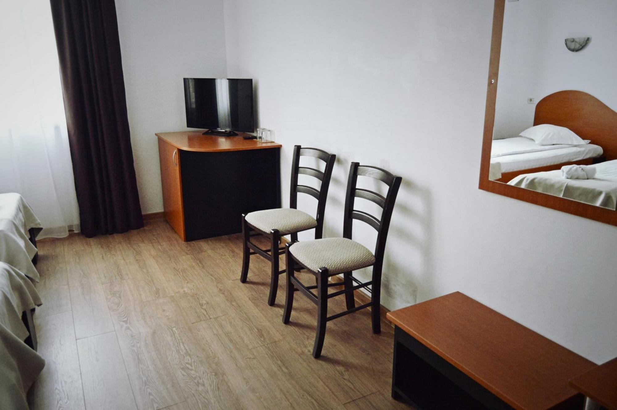 Pension Delia Gardens Timisoara Exterior foto