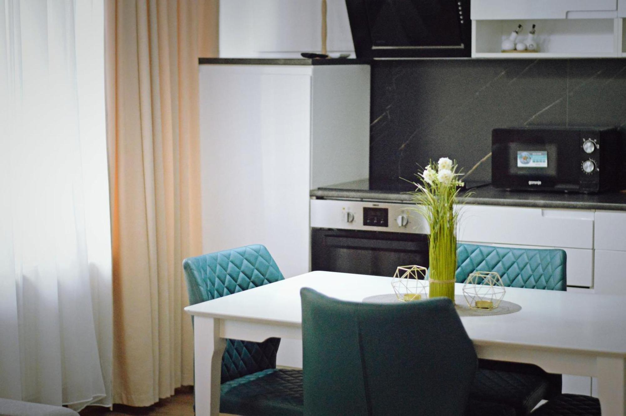 Pension Delia Gardens Timisoara Exterior foto