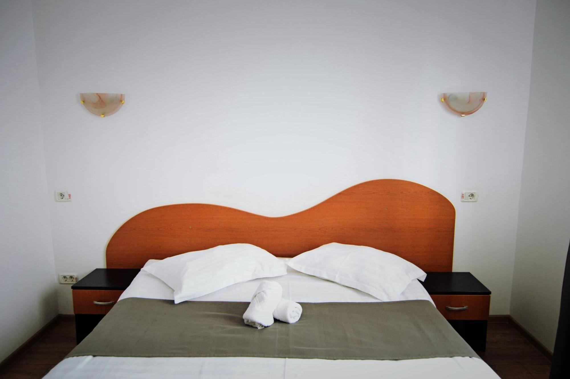 Pension Delia Gardens Timisoara Exterior foto