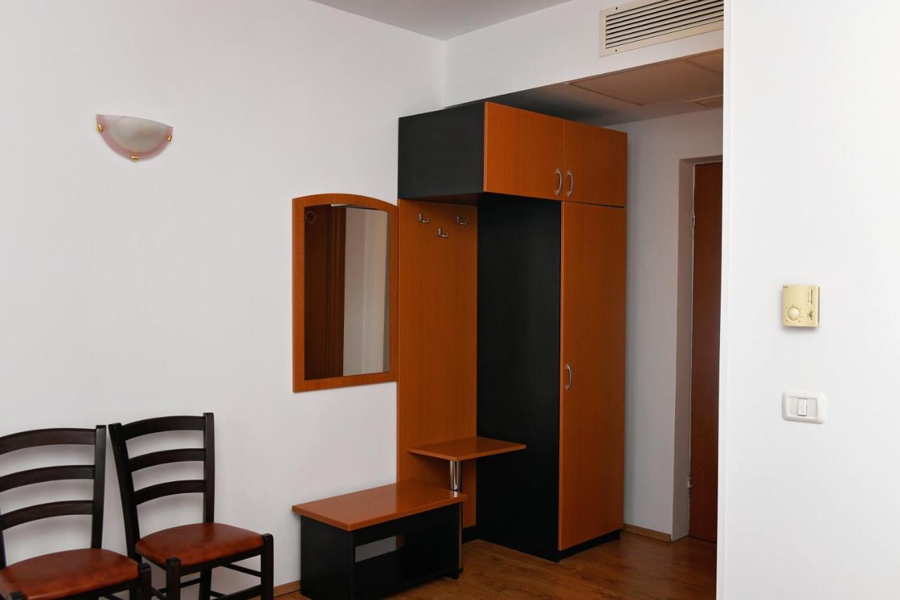 Pension Delia Gardens Timisoara Exterior foto