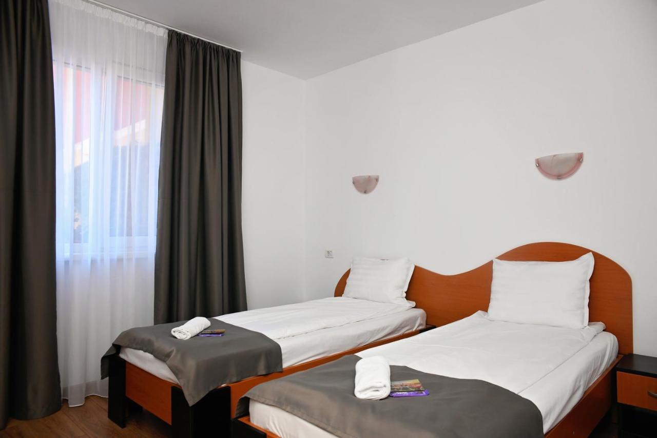 Pension Delia Gardens Timisoara Exterior foto
